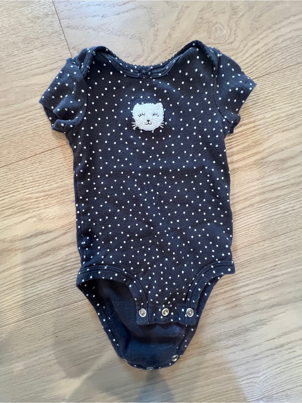 🔥 2 FOR $8 OFFER 🔥 Carter's Polka Dot & Embroidered Cat Bodysuit
